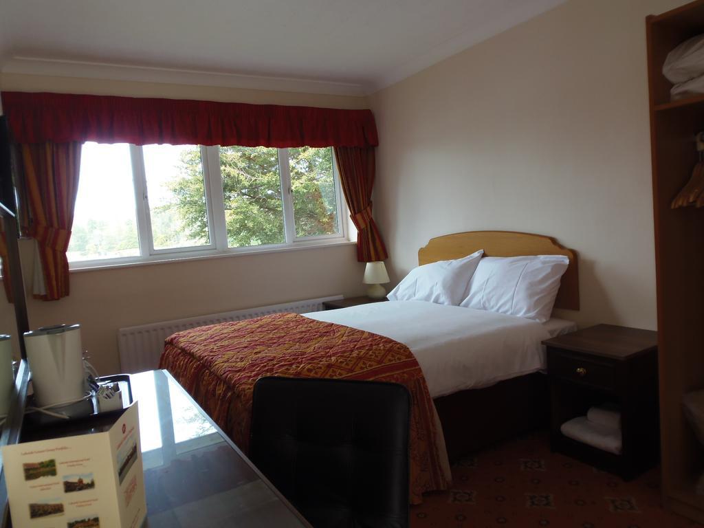 Lakeside Continental Hotel Κάμπερλι Εξωτερικό φωτογραφία